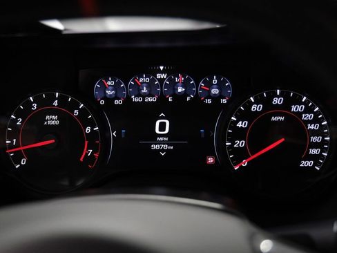 Used 2020 Chevrolet Camaro ZL1 image 16