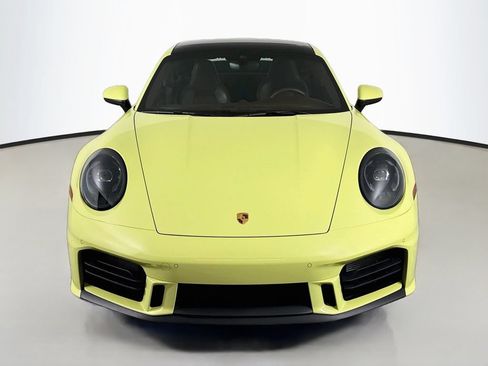 Certified 2025 Porsche 911 Carrera RWD image 6