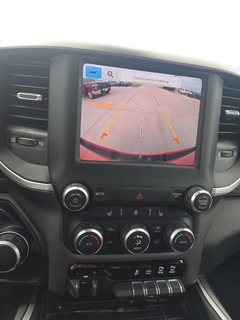 Used 2022 RAM 1500 Big Horn w/ Night Edition AWD/4WD image 17