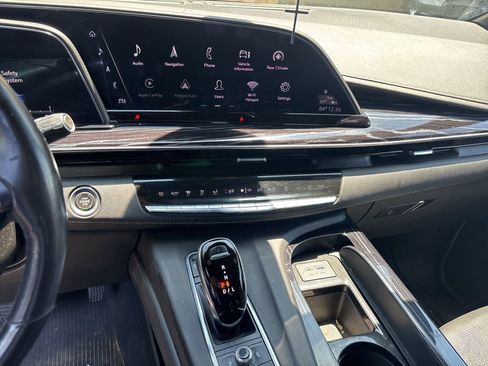 Used 2021 Cadillac Escalade Sport w/ LPO, ONYX Package AWD/4WD image 5