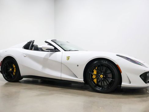 Used 2022 Ferrari 812 GTS RWD image 75
