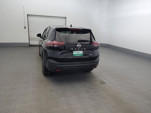 Used 2021 Nissan Rogue S AWD/4WD image 6