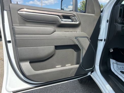 New 2026 Chevrolet Silverado 2500 LTZ image 11