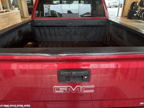 Used 2018 GMC Sierra 1500 SLT AWD/4WD image 18