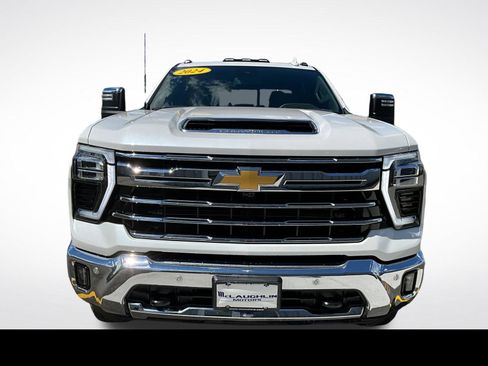 Used 2024 Chevrolet Silverado 2500 LTZ w/ LTZ Convenience Package AWD/4WD image 23
