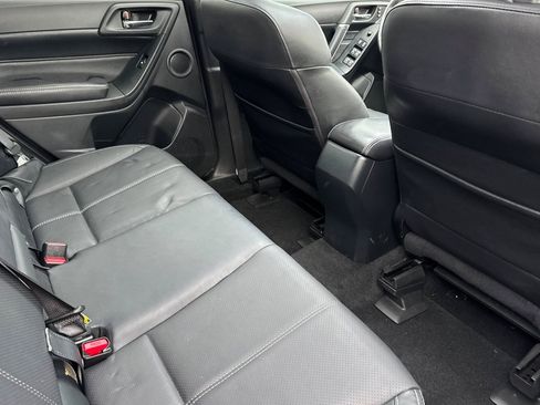 Used 2018 Subaru Forester 2.5i Touring w/ Popular Package #2 image 31