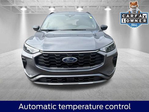 Used 2023 Ford Escape ST-Line w/ Tech Pack #1 AWD/4WD image 10