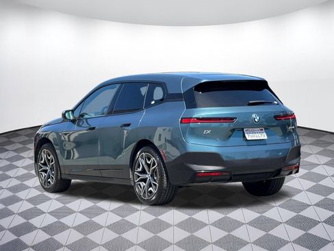 Used 2023 BMW iX xDrive50 AWD/4WD image 3
