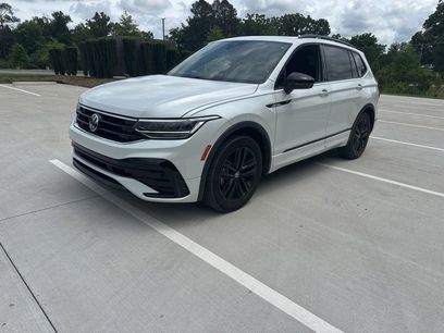 Used 2022 Volkswagen Tiguan SE R-Line