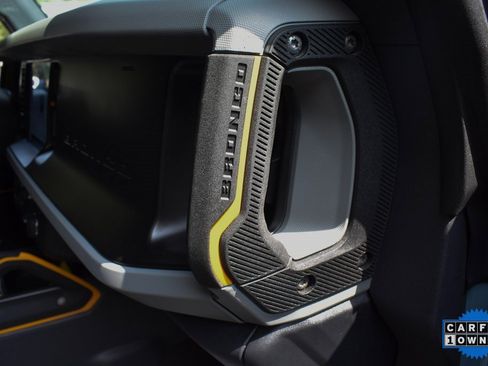 Used 2023 Ford Bronco Badlands image 28