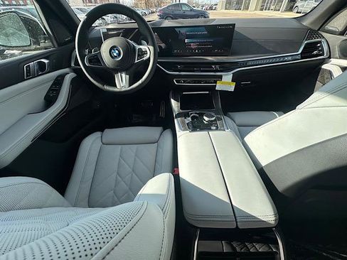 New 2026 BMW X5 xDrive50e w/ M Sport Package image 6