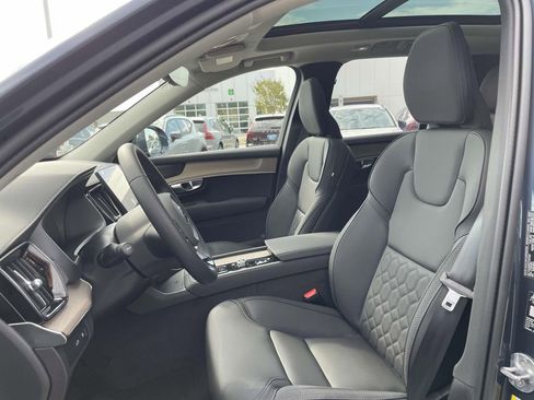 New 2026 Volvo XC90 T8 Plus image 10