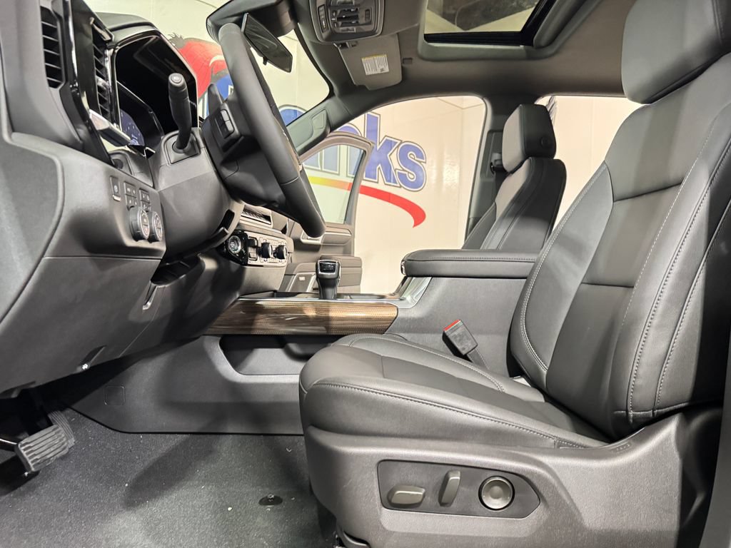 New 2026 Chevrolet Silverado 1500 RST w/ RST All Star Premium Package AWD/4WD image 8