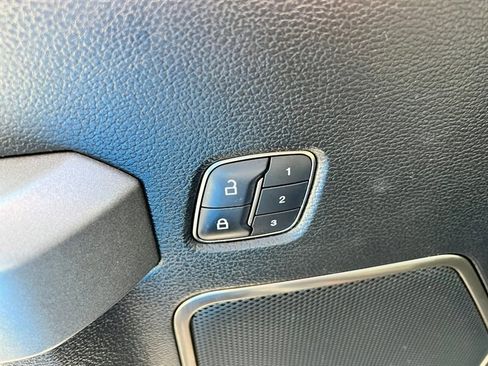 Used 2017 Ford F150 Raptor w/ Equipment Group 802A Luxury image 27