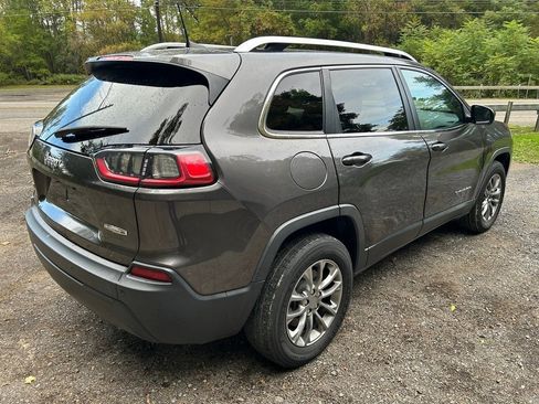 Used 2020 Jeep Cherokee Latitude Plus image 5