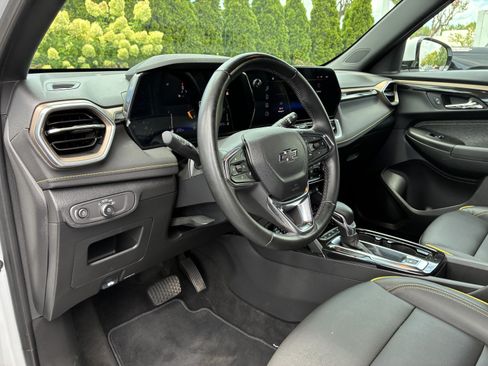 Used 2024 Chevrolet TrailBlazer ACTIV w/ Convenience Package FWD image 21