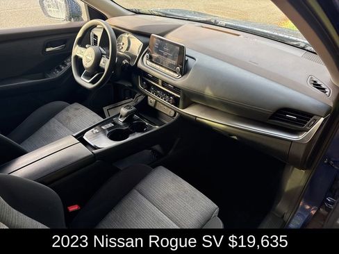Used 2023 Nissan Rogue SV image 17