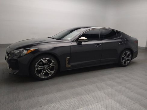 Used 2020 Kia Stinger GT-Line image 2