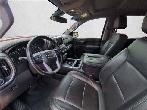 Used 2020 GMC Sierra 1500 SLT RWD image 10