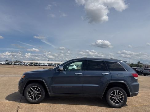 Used 2020 Jeep Grand Cherokee Limited AWD/4WD image 12