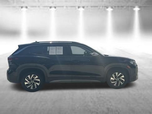 Certified 2026 Volkswagen Tiguan S FWD image 6