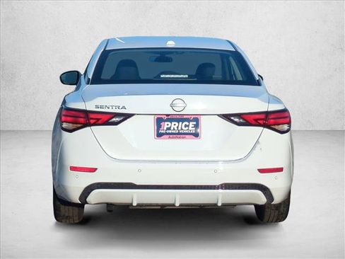 Used 2025 Nissan Sentra SV image 7