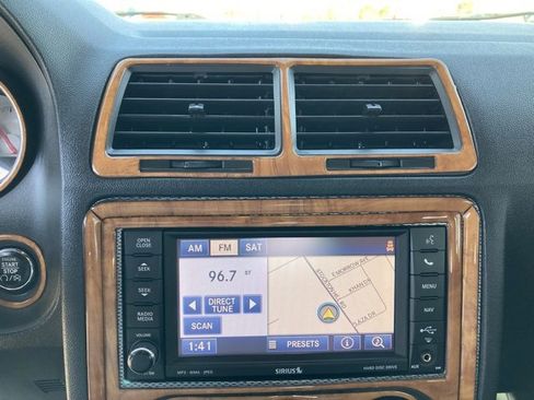 Used 2014 Dodge Challenger R/T image 23