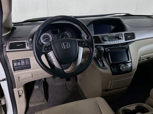 Used 2016 Honda Odyssey EX image 17