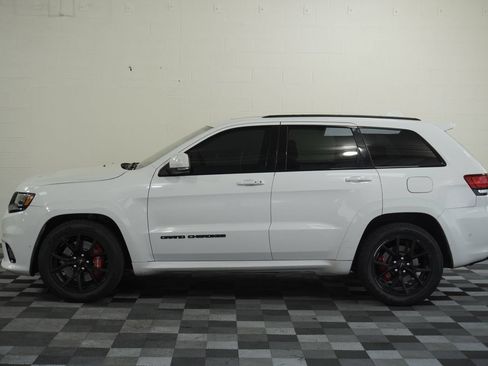 Used 2018 Jeep Grand Cherokee SRT AWD/4WD image 2
