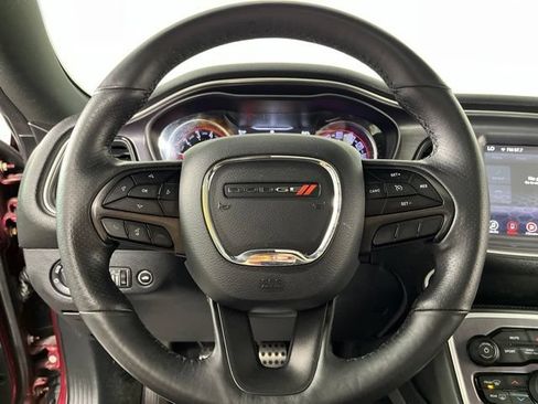 Used 2017 Dodge Challenger R/T Plus RWD image 21