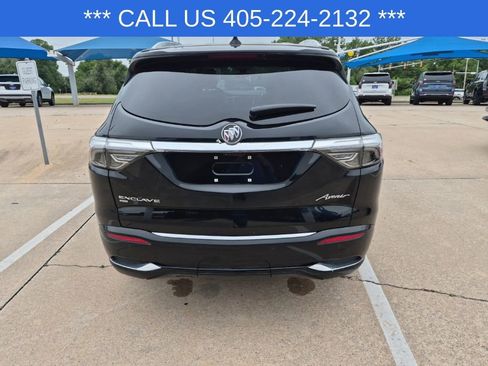 Used 2023 Buick Enclave Avenir AWD/4WD image 8