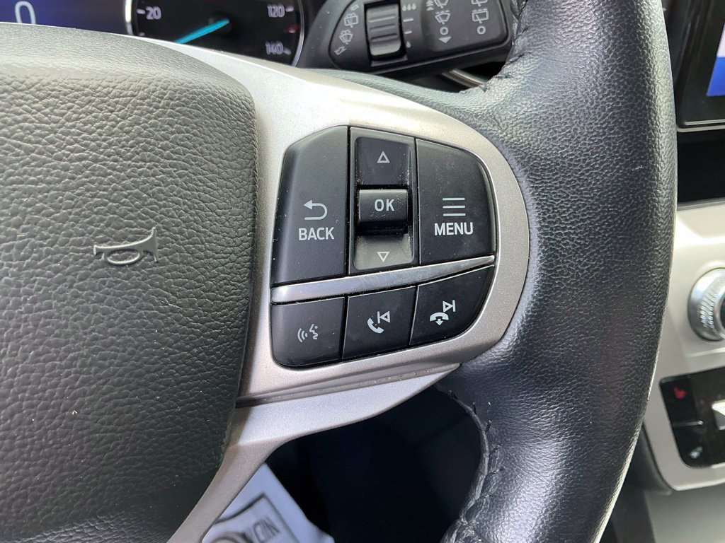Used 2023 Ford Explorer XLT w/ Equipment Group 202A RWD image 30