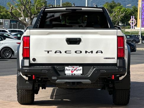 Used 2026 Toyota Tacoma Trailhunter w/ Tow Tech Package image 5