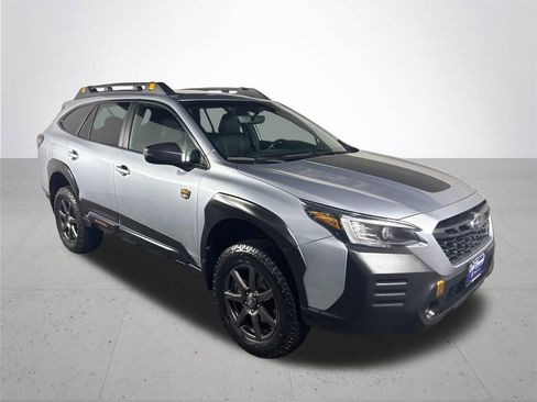 Used 2022 Subaru Outback Wilderness image 4
