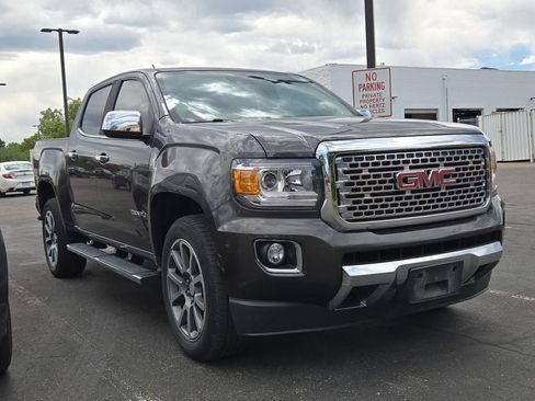 Used 2019 GMC Canyon Denali AWD/4WD image 3