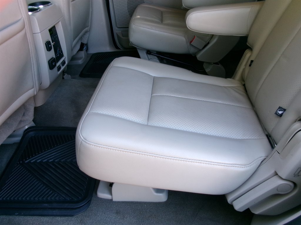 Used 2012 Ford Expedition Limited AWD/4WD image 33