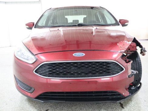 Used 2015 Ford Focus SE image 7