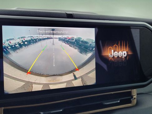 Used 2024 Jeep Wrangler Sport S image 20