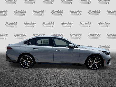 New 2027 BMW 530i w/ M Sport Package RWD image 11