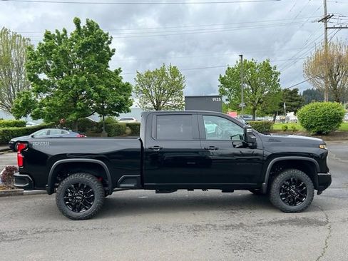 New 2026 Chevrolet Silverado 2500 LT w/ Trail Boss Package AWD/4WD image 9