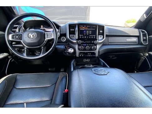 Used 2023 RAM 1500 Laramie AWD/4WD image 17