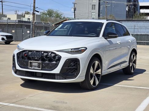 New 2025 Audi SQ5 Premium Plus image 6
