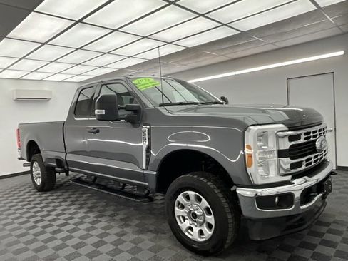 Used 2023 Ford F250 XLT w/ Snow Plow Prep Package image 3