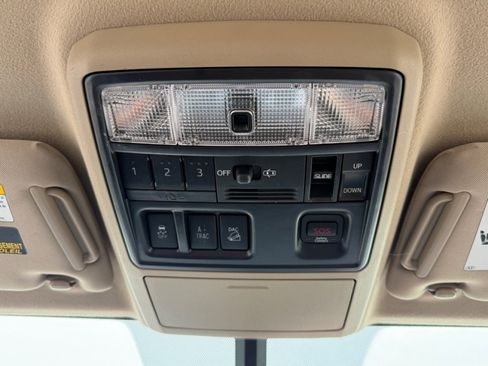 Used 2018 Toyota 4Runner Limited image 32