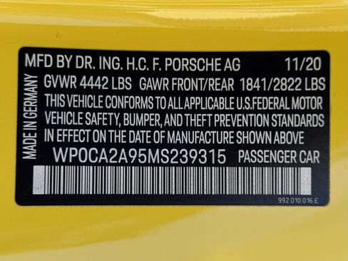Certified 2021 Porsche 911 Carrera image 37
