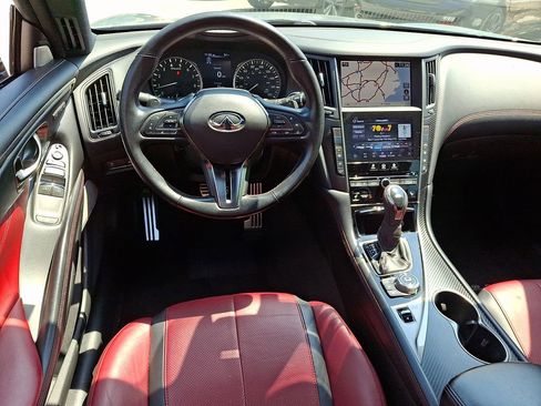 Used 2021 INFINITI Q60 Red Sport 400 w/ Proactive Package RWD image 11