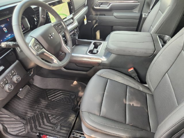 New 2026 Chevrolet Silverado 2500 LTZ w/ Trail Boss Package AWD/4WD image 4