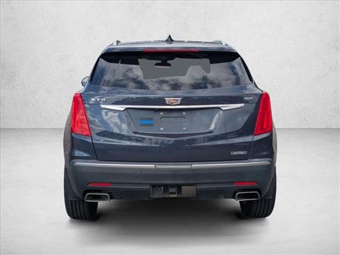Used 2018 Cadillac XT5 FWD image 6