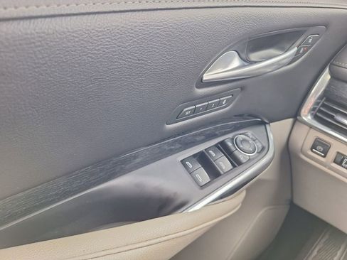 Used 2023 Cadillac XT4 Premium Luxury image 19