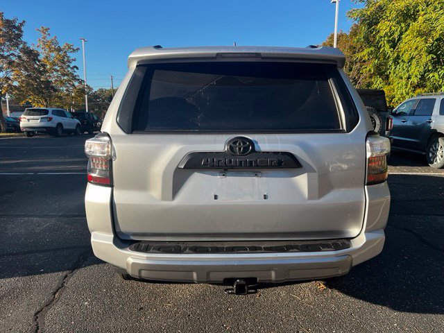 Used 2021 Toyota 4Runner TRD Off-Road Premium AWD/4WD image 4